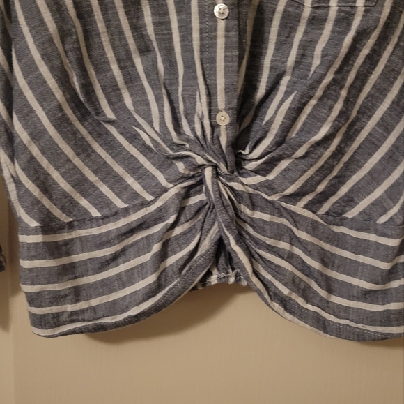 crop top - Picture 4 of 5